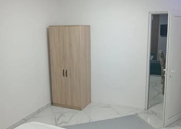 Melvina 3 * Pančevo